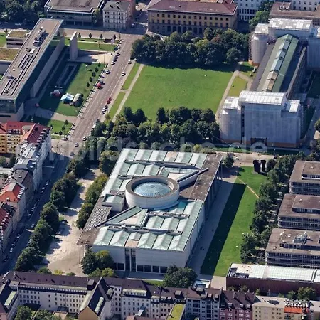2 Altbau - Ferienwohnung *