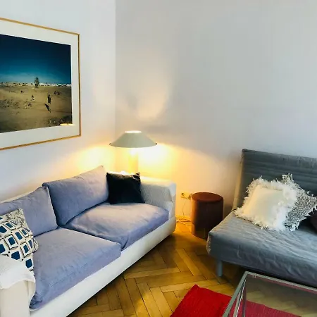 2 Altbau - Ferienwohnung